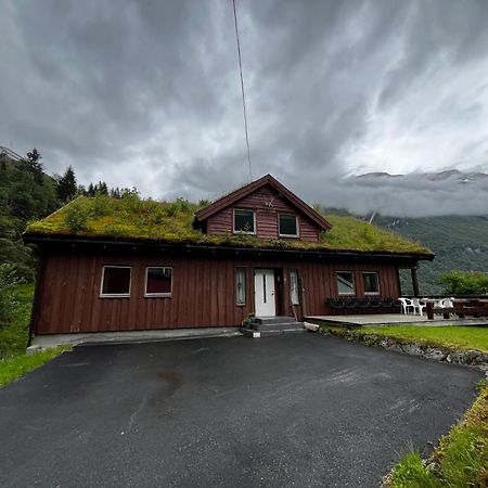 Fossen Accommodation Geiranger Ngoại thất bức ảnh