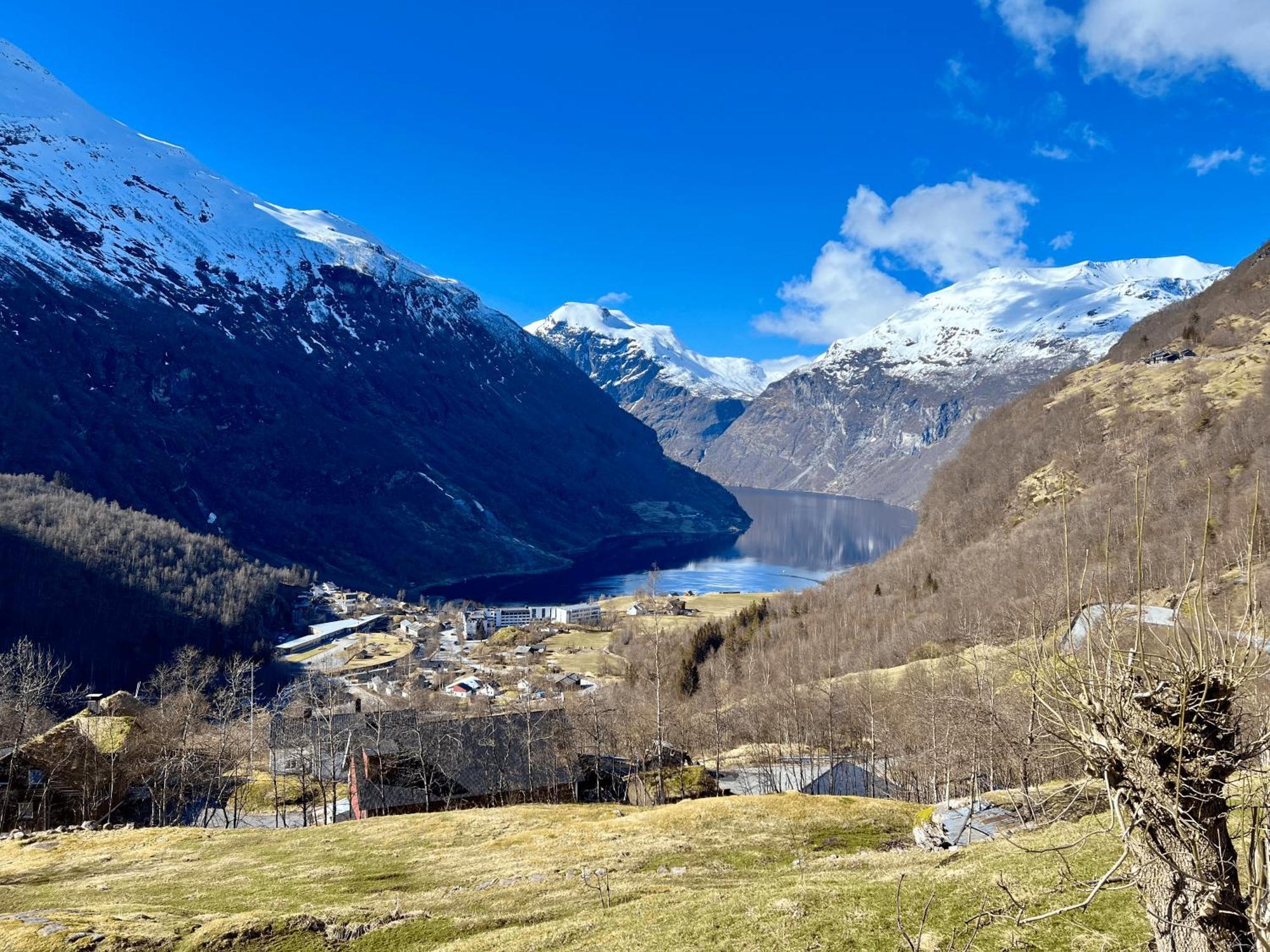 Fossen Accommodation Geiranger Ngoại thất bức ảnh