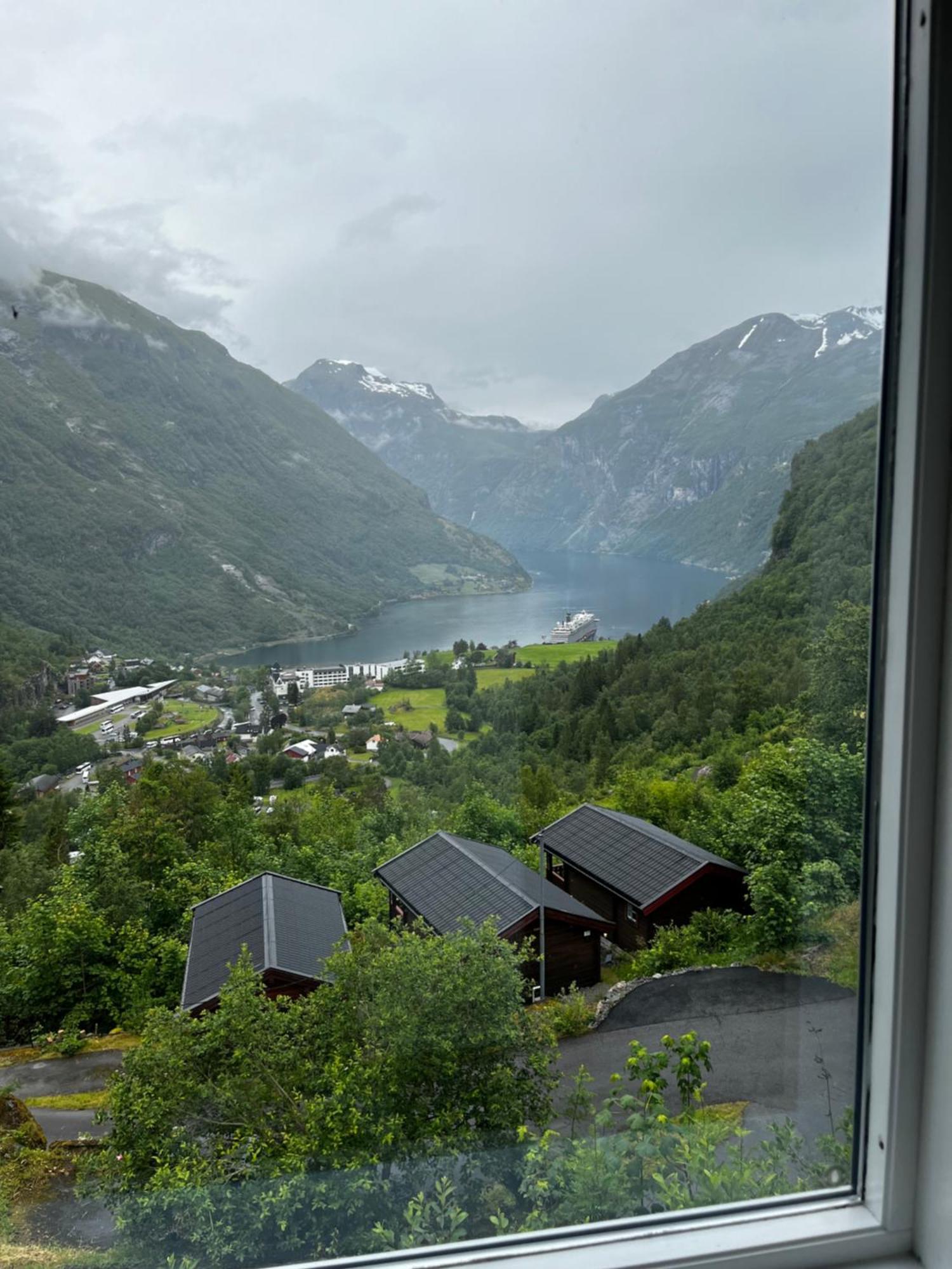 Fossen Accommodation Geiranger Phòng bức ảnh