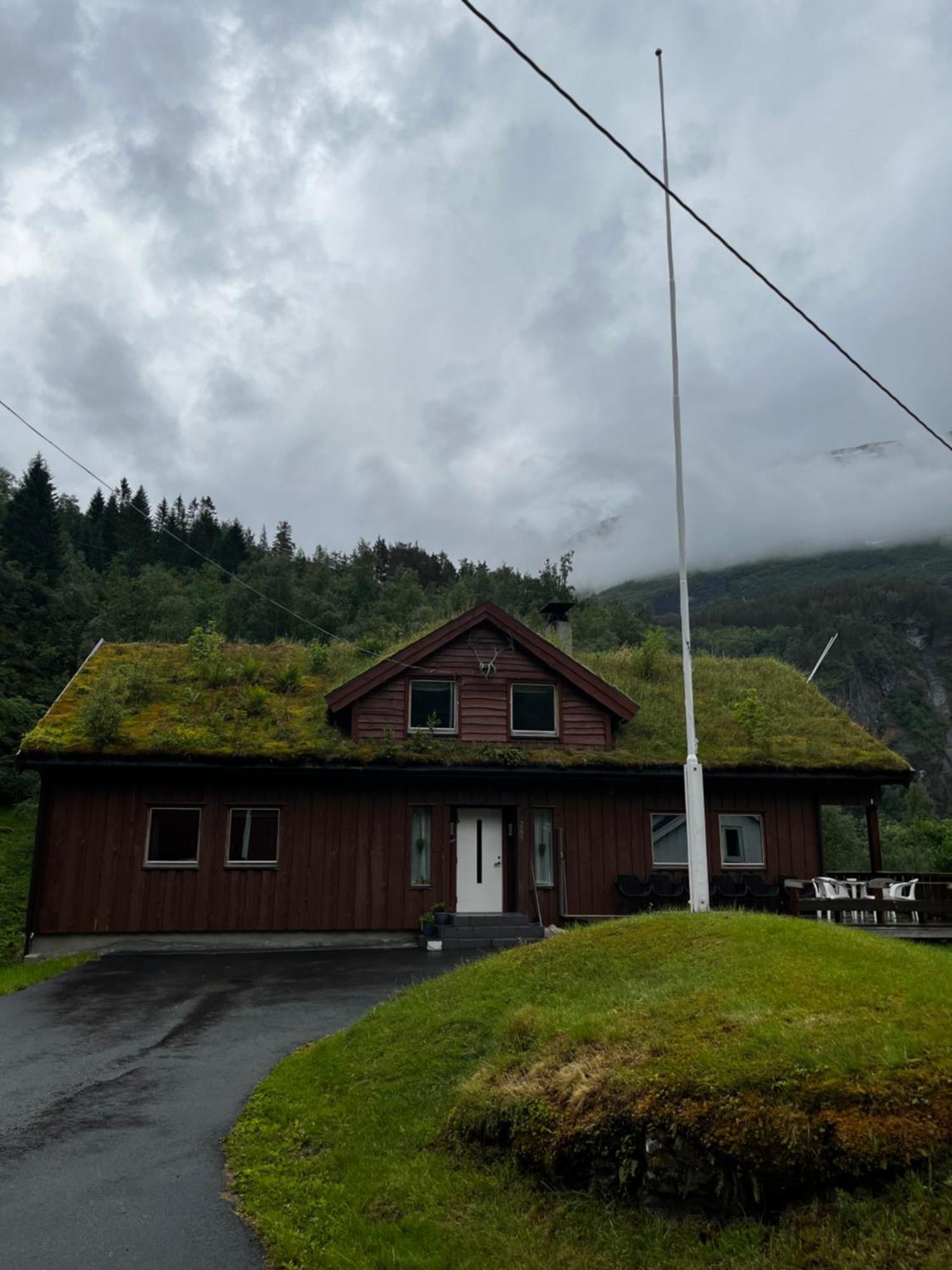 Fossen Accommodation Geiranger Phòng bức ảnh