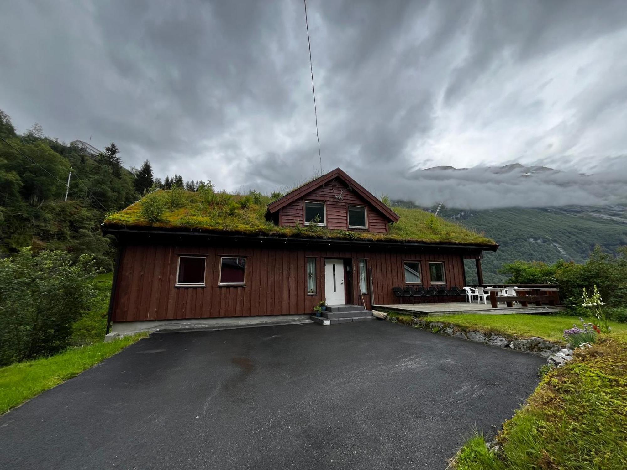 Fossen Accommodation Geiranger Ngoại thất bức ảnh